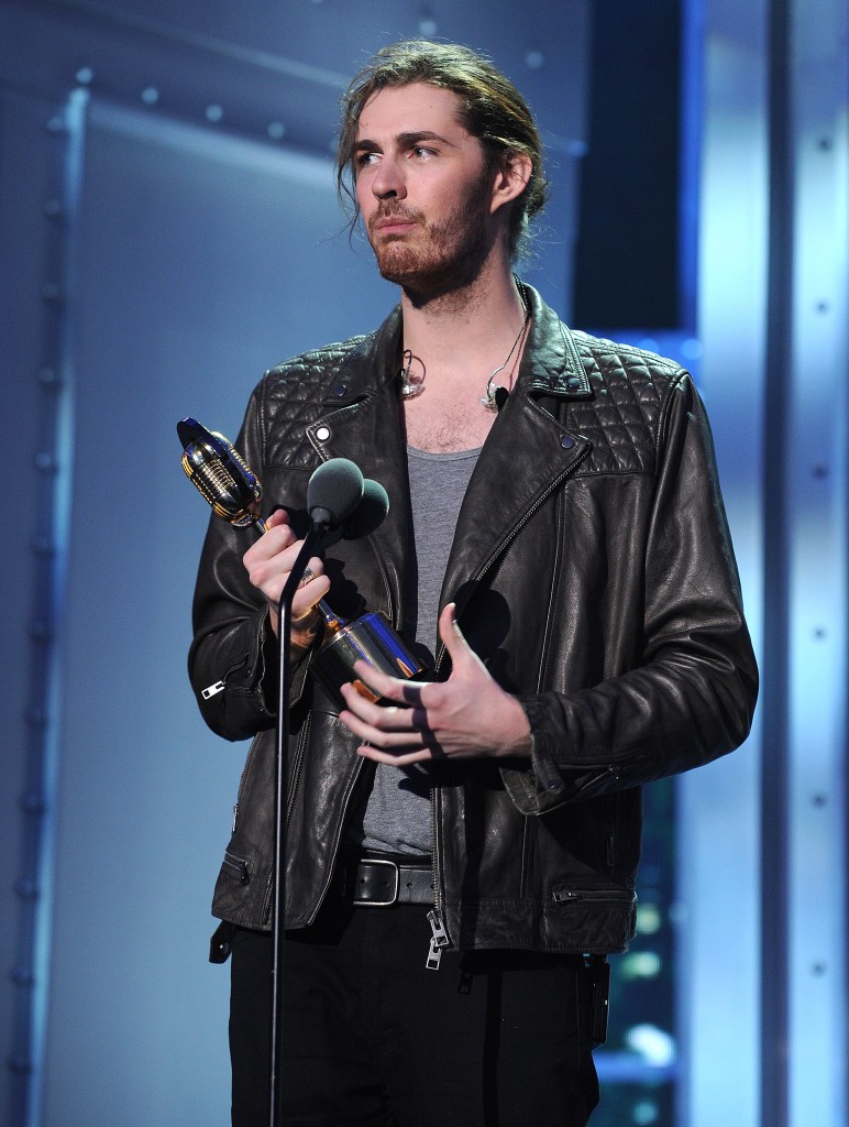NEW YORK - NOVEMBER 12: Hozier accepts the Artist of the Year Award on the 'VH1 Big Music in 2015: You Oughta Know' show at the Armory Foundation on November 12, 2015 in New York City. (Photo by Frank Micelotta/PictureGroup)